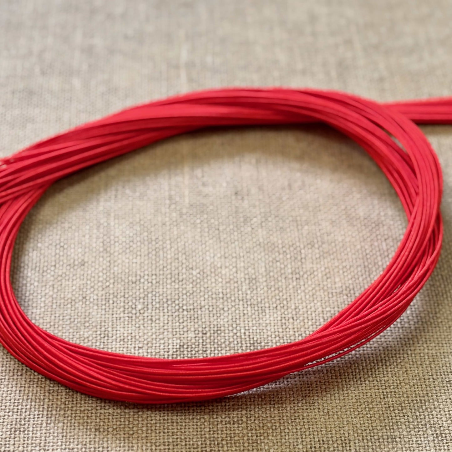 Silk Finish Japanese Mizuhiki Cord | Matte Red | Fibraura