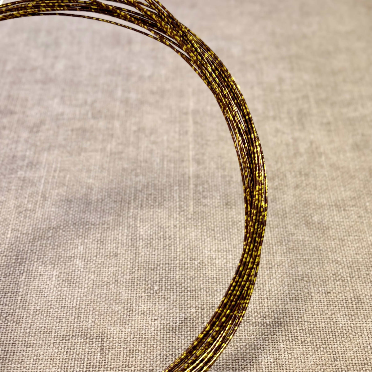 Foil wrapped mizuhiki cord, bronze gild, image 3