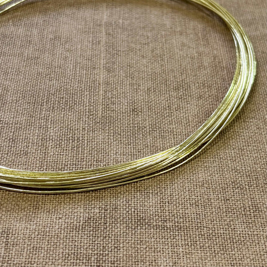 Foil wrapped mizuhiki cord, gold side detail view