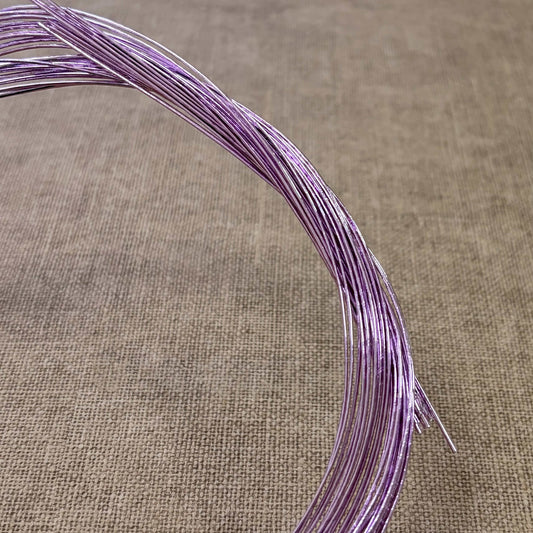 Foil wrapped mizuhiki cord, lavender veil side detail view